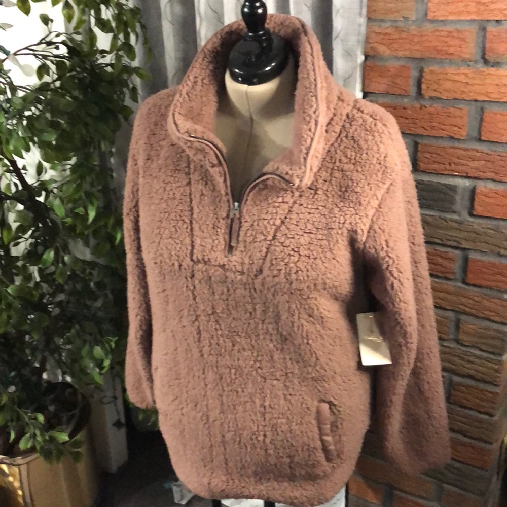Fuzzy half zip